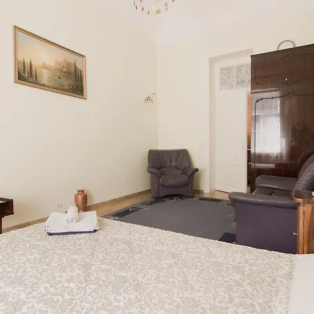 Апартаменты Apartments Vorontsovskyi Lane *